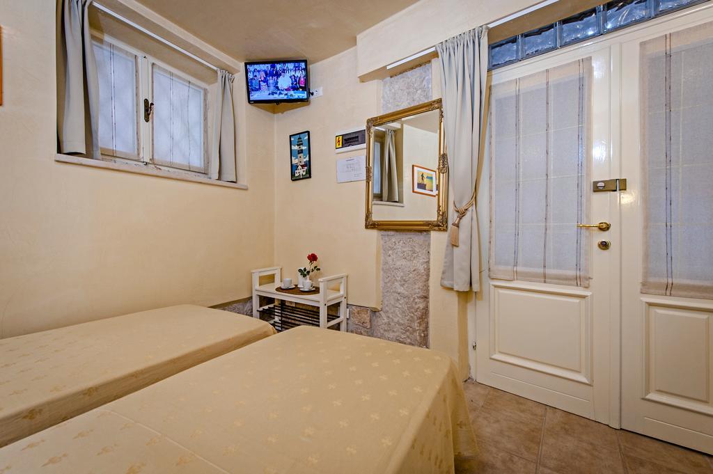 Guest House Sotto I Volti Centro Storico Rovinj Zewnętrze zdjęcie